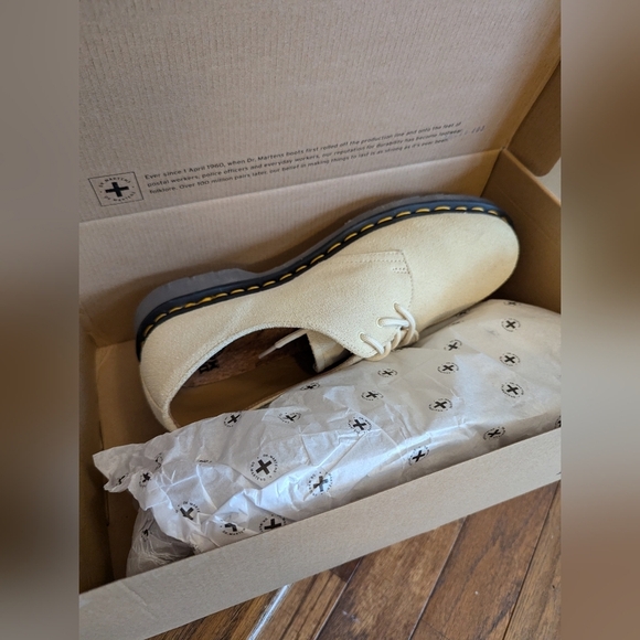 Doc Martens 1461 Iced Suede Oxford Shoes, new in box size 12 - Picture 16 of 16